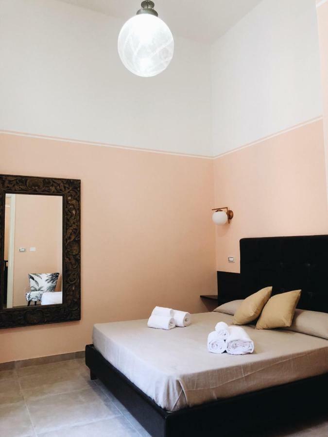 4 Balconi Liberty Apartments Lecce Exterior foto