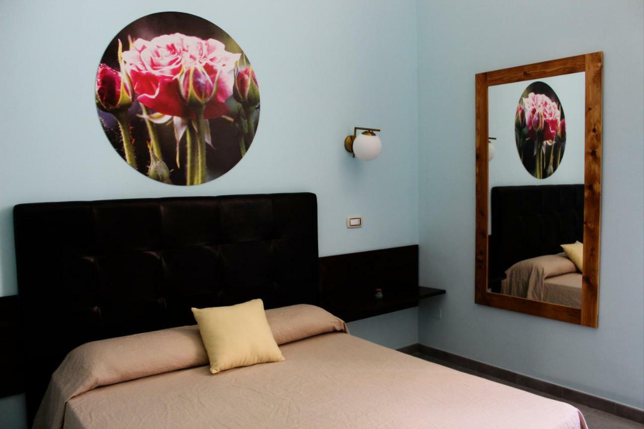 4 Balconi Liberty Apartments Lecce Exterior foto