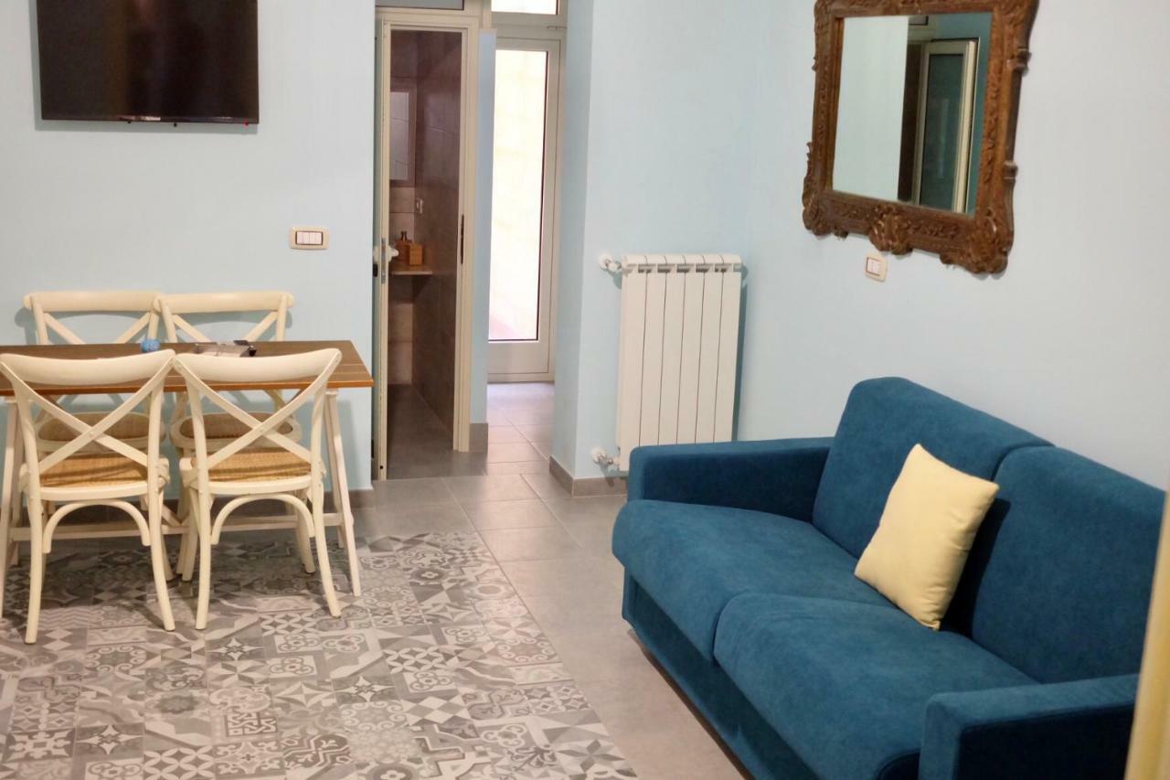 4 Balconi Liberty Apartments Lecce Exterior foto