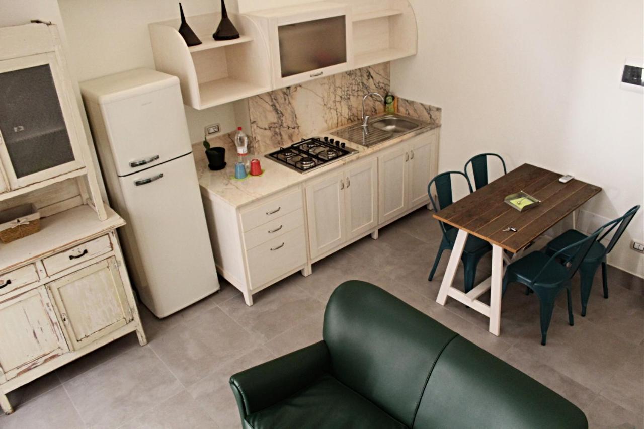 4 Balconi Liberty Apartments Lecce Exterior foto